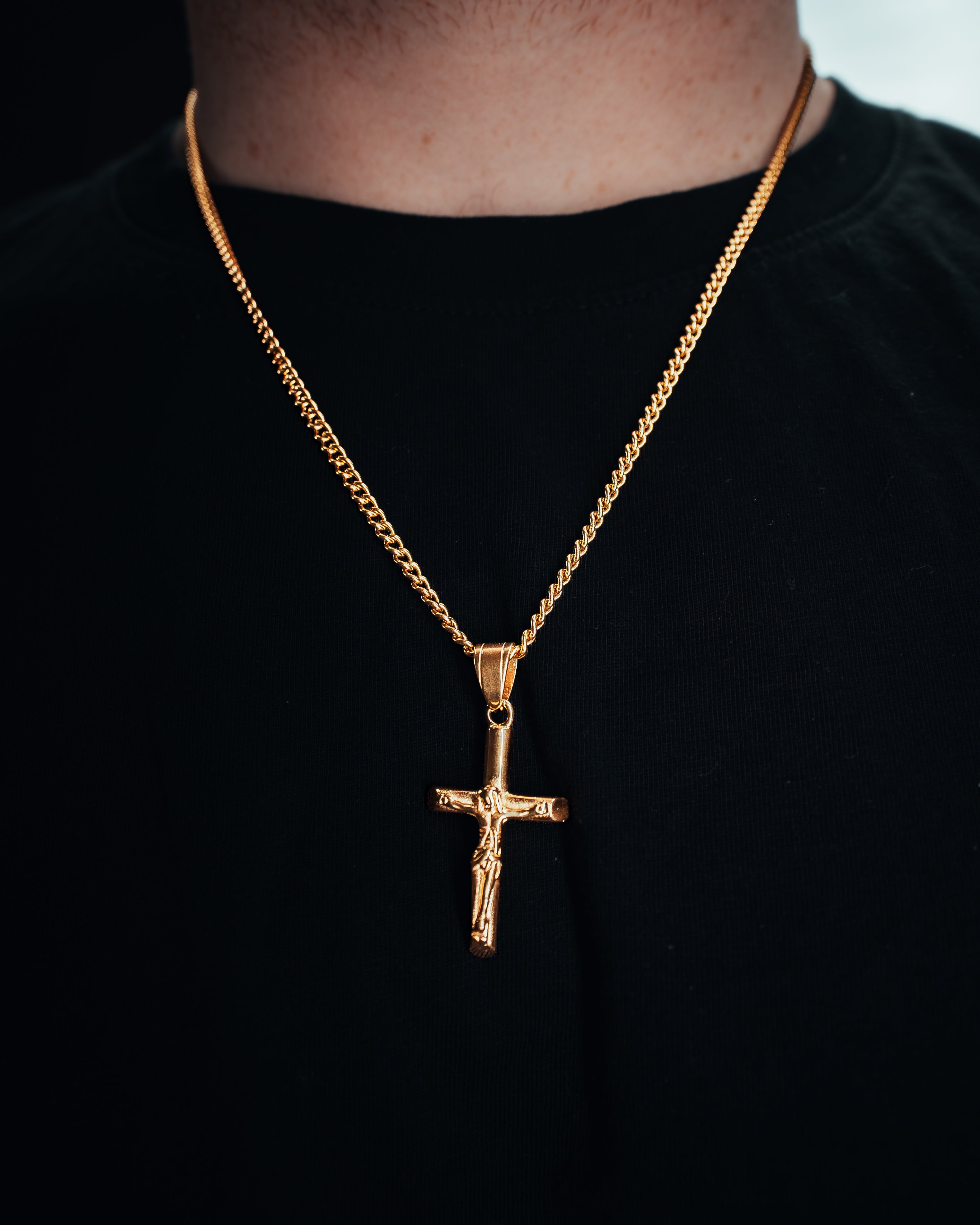 Crucifix (Gold)